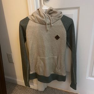 Burton Womens Weatherproof Pullover Fleece. Sweatshirt for Snowboard and Skiing.